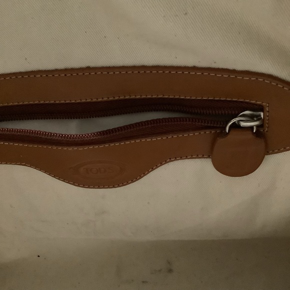 Tods brown large leather shoulder purse - Picture 14 of 16